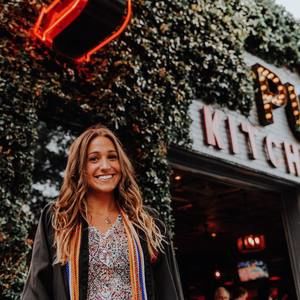 Meet your Posher, Haley